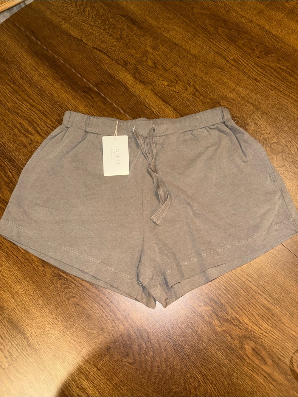THE GREAT. Women's Athletic Drawstring Shorts - Faded Green